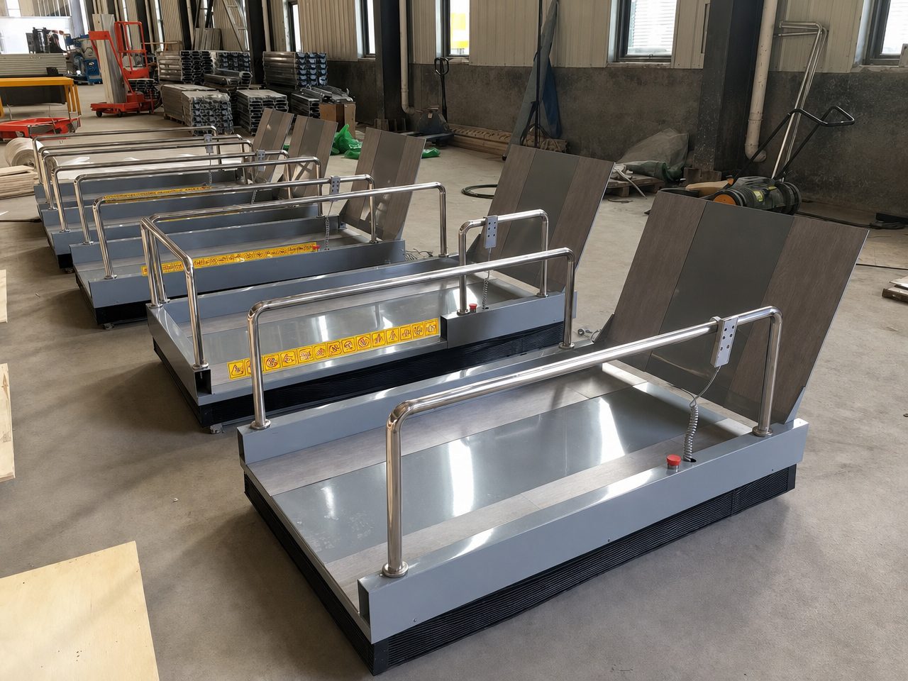 Portable vertical platform lift — photo 4