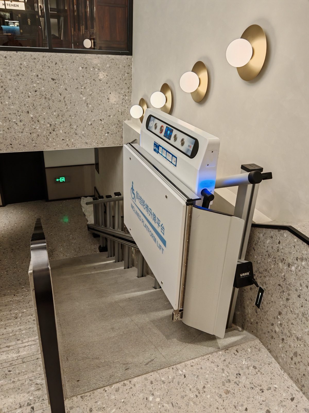 Inclined stair lift — photo 4